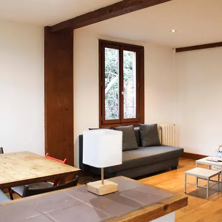 House With Garden For 6 People In Vakantiehuis *