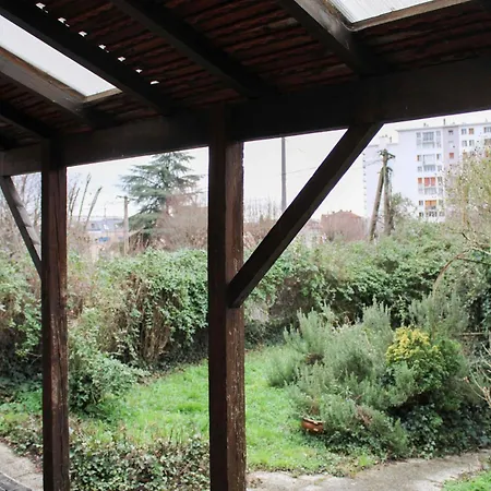펜션 House With Garden For 6 People In 비트리쉬르센